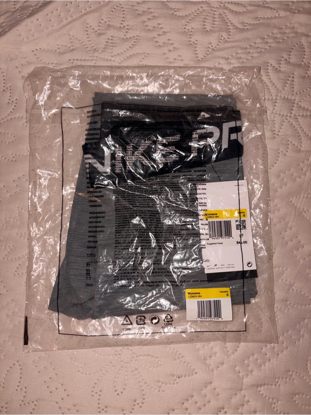Women’s Grey Nike Pro leggings NWT
